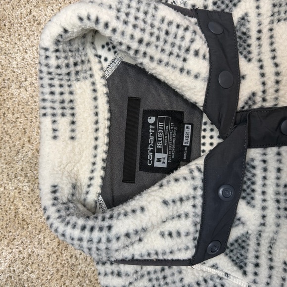 Carhartt Women’s Relaxed Fit Fleece Pullover Geometric Aztec Design Style 104922 - Picture 13 of 13